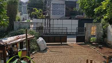 Dijual rumah Mewah di Kebayoran Baru, Jakarta Selatan - LT 285m²