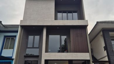 Rumah Mewah di Kawasan Alam Sutera, Tangerang, LB 350m², Harga 6,8 Miliar