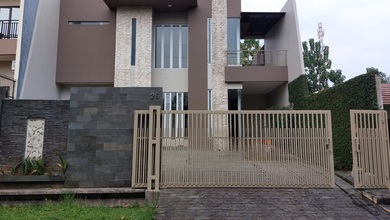 Rumah Elit Luas 384 m2, area Pakuan, Bogor