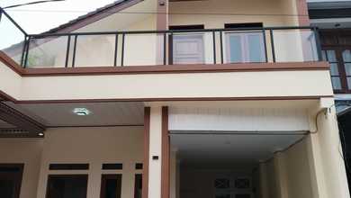 Hunian Mewah di Kawasan Bekasi, Bekasi, LB 280m², Harga 2,6 Miliar