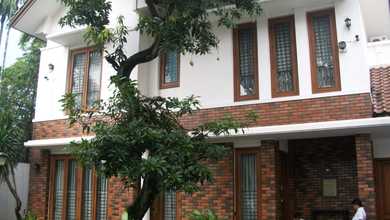 Kesempatan Langka, rumah Mewah di Kemang, Jakarta Selatan, LB 61m²