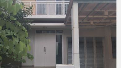 For Sale rumah Eksklusif di Summarecon Bekasi, Bekasi - LT 136m²