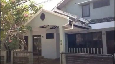 Dijual Rumah Nyaman di Pejaten, Jakarta Selatan - LT 170m²