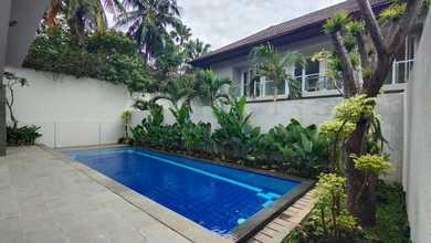 Hunian Sewaan Area Antasari, Jakarta Selatan, LB 350m², 5 KT