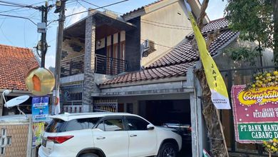 Rumah Siap Pakai di Area Jatibening, Bekasi, LT 320m²