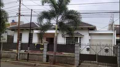 Rumah Unfurnished Daerah Strategis Kawasan Cipinang