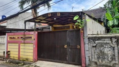 Rumah Siap Huni di Area Tanjung Barat, Jakarta Selatan, LT 152m²