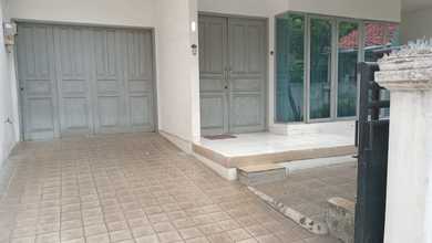 Hunian Mewah di Cempaka Putih, Jakarta Pusat, 3 Kamar Tidur, LT 241m²