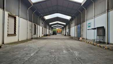 Disewakan Gudang Siap Pakai Kawasan Pergudangan Komatsu 