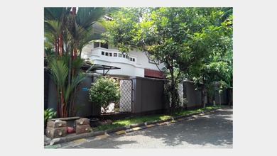 Penawaran Eksklusif, rumah Prestisius di Citra Grand, Jakarta Timur, LB 439m²