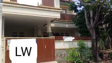 Hunian Mewah di Raffles Hills, Jakarta Timur, 5 Kamar Tidur, LT 200m²