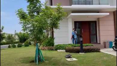 Rumah Area Luxury Bekasi, Bekasi - Harga Menarik 2,8 Miliar