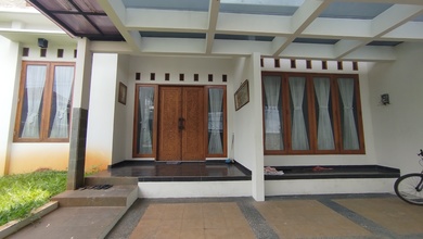 Hunian Mewah di Metland Menteng, Jakarta Timur, 6 Kamar Tidur, LT 257m²