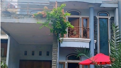 Rumah Mewah di Cakung, Jakarta Timur, 5 KT, LT 200m²