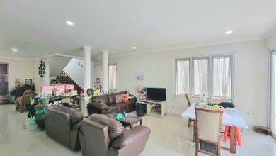 Dijual Rumah HOOK SIAP HUNI Cluster OLEASTER GADING SERPONG