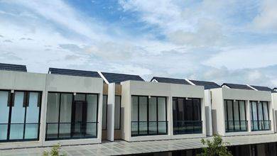 Disewakan Cepat Rumah Cantik dengan Lahan Luas 45 m2 Daerah Pantai Indah Kapuk 2
