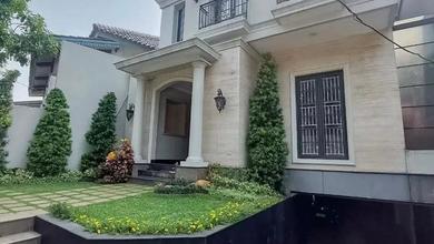 Rumah Area Luxury Kemang, Jakarta Selatan - Harga Terbaik 20 Miliar