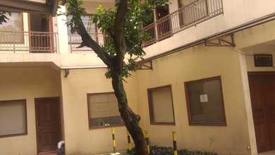 Rumah Luas Ex Kantor di Bawah NJOP! Lokasi Strategis di Pasar Minggu - Jakarta Selatan