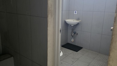 Sewa Gudang/Gedung Komersil; di Daerah Medan Satria, Bekasi