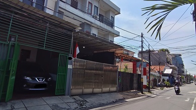 Jual Cepat Ruko Siap Huni Sekaligus Buat Usaha di Pinggir Jalan Raya Daerah Kepu Kemayoran Jakarta Pusat