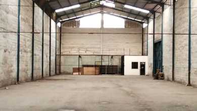 Gudang Di Jalan Raya Narogong Bekasi Lt 2500