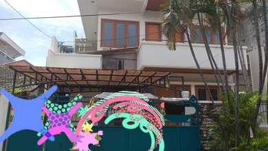 For Sale rumah Mewah di Pulomas, Jakarta Timur - LT 240m²