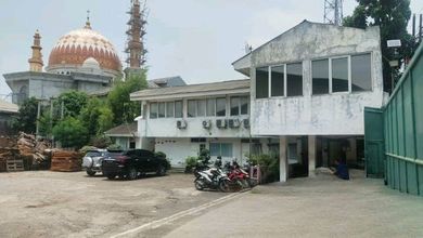 Dijual Cepat Gudang Dan Kantor Di Tipar Cakung Akses Jalan Mudah Karena Posis Di Jalan Utama Cocok Untuk Gudang Kayu, Usaha Ekspedisi Dan Usaha Lainnya