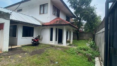 Rumah Area Premium Pancoran, Jakarta Selatan - Harga Terbaik 14 Miliar