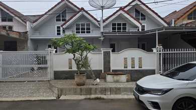 Properti Siap Pakai di Area Pejuang, Bekasi, LT 180m²