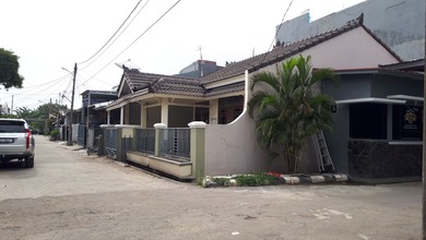 Rumah Favorit di Harapan Indah, Bekasi, 3 KT, Harga 1,2 Miliar