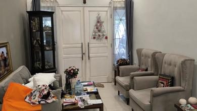 Kesempatan Eksklusif, rumah Prestisius di Kemang Pratama, Bekasi, LB 150m²