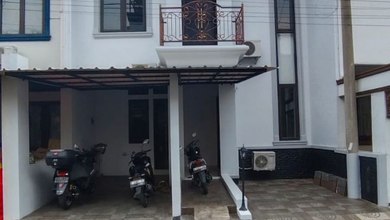 Rumah Area Luxury Jatinegara, Jakarta Timur - Harga Terbaik 2,9 Miliar