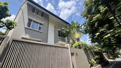 Rumah Siap Huni di SCBD, Jakarta Selatan, LT 400m², Harga 1 Miliar /tahun