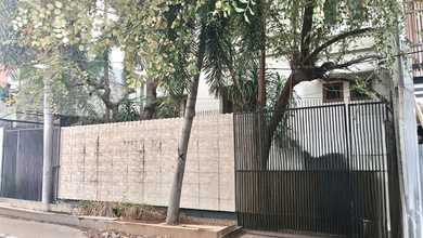 Rumah Mewah di Palmerah, Jakarta Barat, 5 KT, LT 348m²