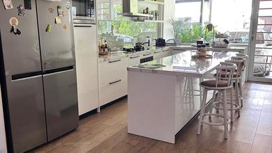 For Sale rumah Premium di Harapan Indah, Bekasi - LT 300m²