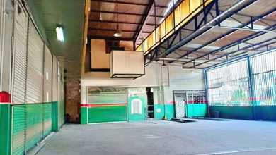 Gudang Ex Bengkel Dijual Lokasi Strategis Pondok Gede Bekasi