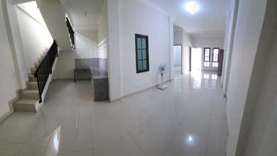 Jual Rumah Strategis di Medan Satria, Bekasi - LT 90m²