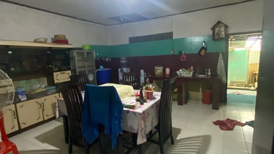 Rumah Mewah di Narogong, Bekasi, 4 KT, LT 402m²