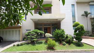 Jual Rumah Siap Tinggal di Alam Sutera, Tangerang, LT 844 m2