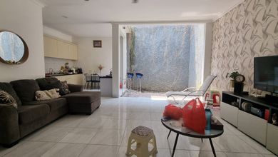 Rumah Idaman di Modernland, Tangerang, 2 KT, Harga 2 Miliar