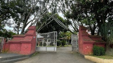 Kesempatan Eksklusif, rumah Mewah di Bintaro, Tangerang Selatan, LB 731m²