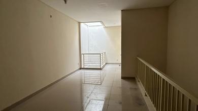 Murah Sewa Ruko Green Lake City Kosongan Bisa 1 Tahun