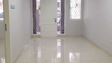 Rumah Sewa Nyaman Lokasi Karang Tengah, Tangerang, LB 150m²