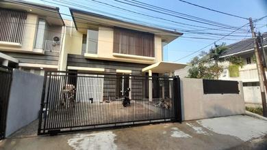Rumah Eksklusif Luas 261 m2, area Cipete, Jakarta Selatan