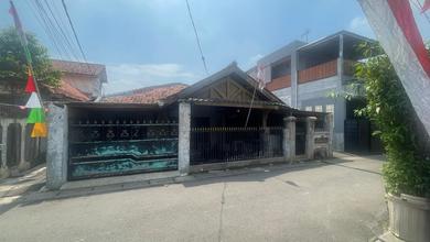 Rumah Favorit di Ciputat, Tangerang Selatan, 4 KT, Harga 900 Juta