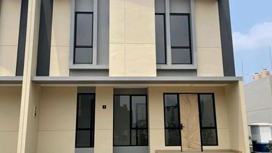 Rumah Siap Pakai di Area Pasar Kemis, Tangerang, LT 80m²