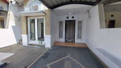 Kesempatan Rumah di Bekasi Barat, Bekasi, LB 80m², Harga 1,1 Miliar