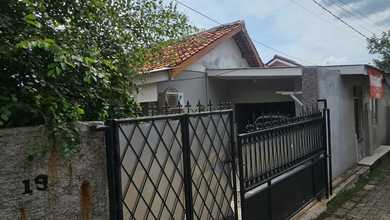 Jual Rumah Nyaman di Ciledug, Tangerang - LT 160m²