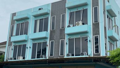 Dijual sewa 3unit Ruko  banjar wijaya boulevard huk  tangerang