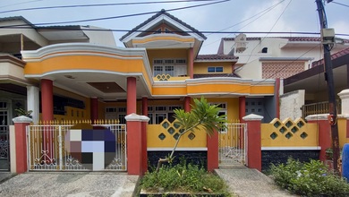 Dijual Rumah Strategis di Harapan Indah, Bekasi - LT 150m²
